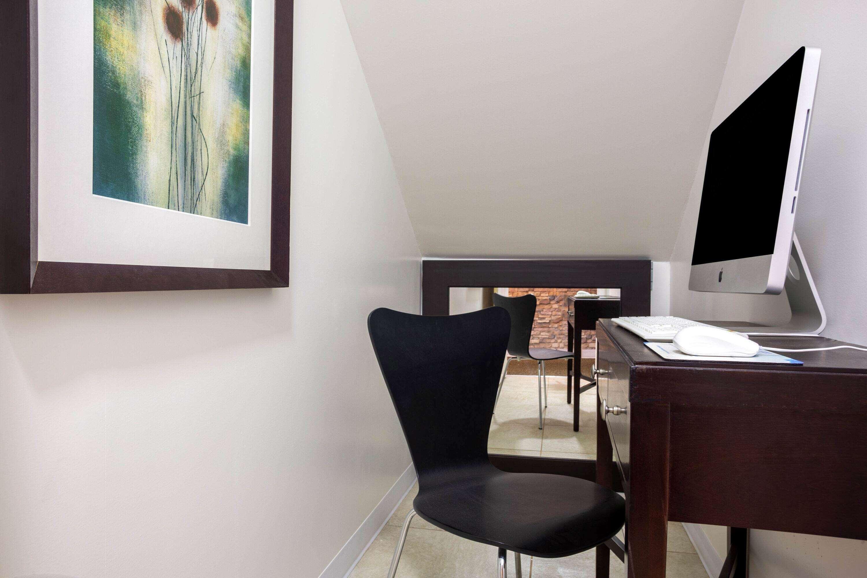 Super 8 By Wyndham El Dorado Hotel Luaran gambar