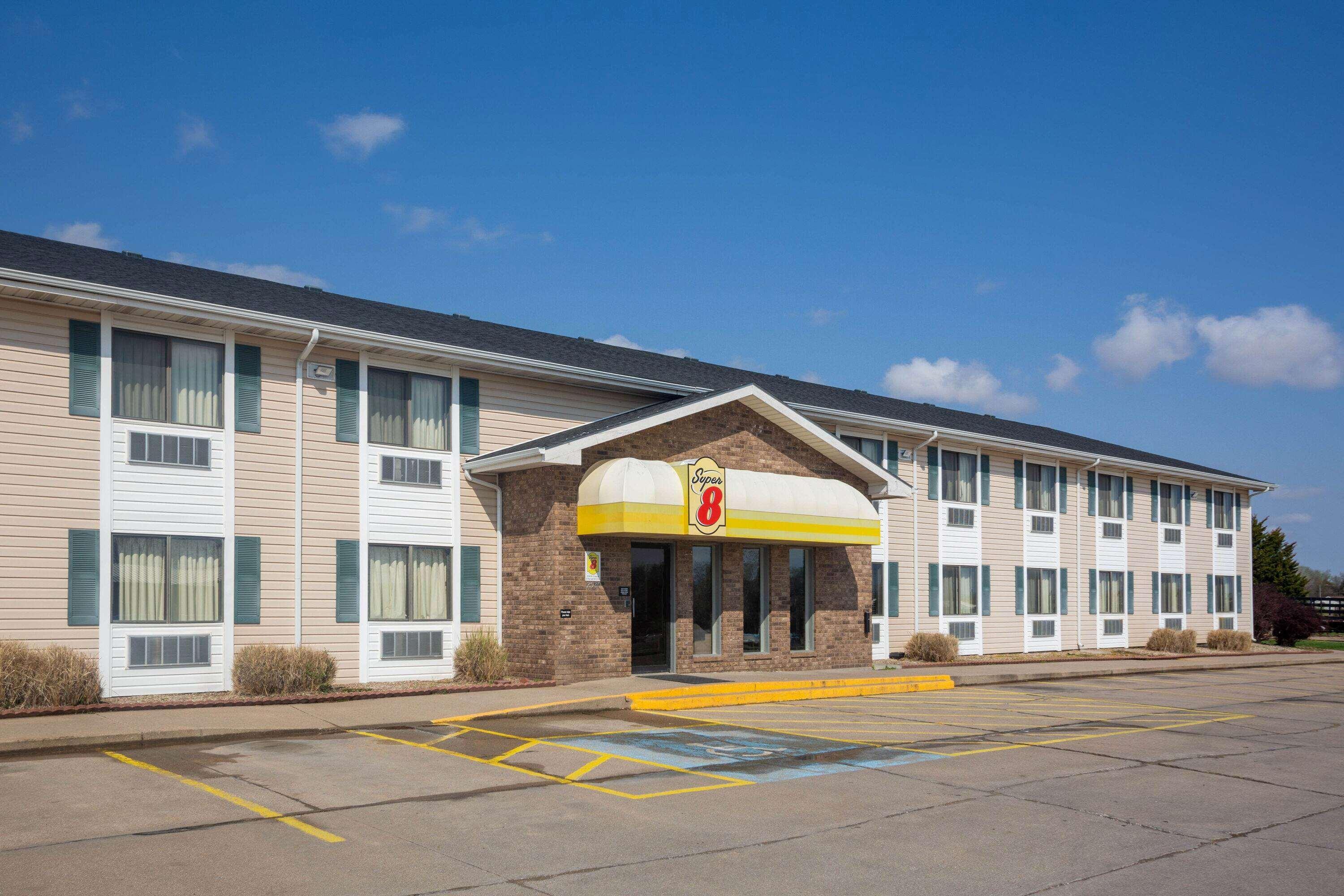 Super 8 By Wyndham El Dorado Hotel Luaran gambar